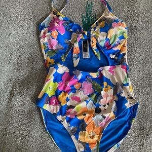 Women's full piece swimsuit